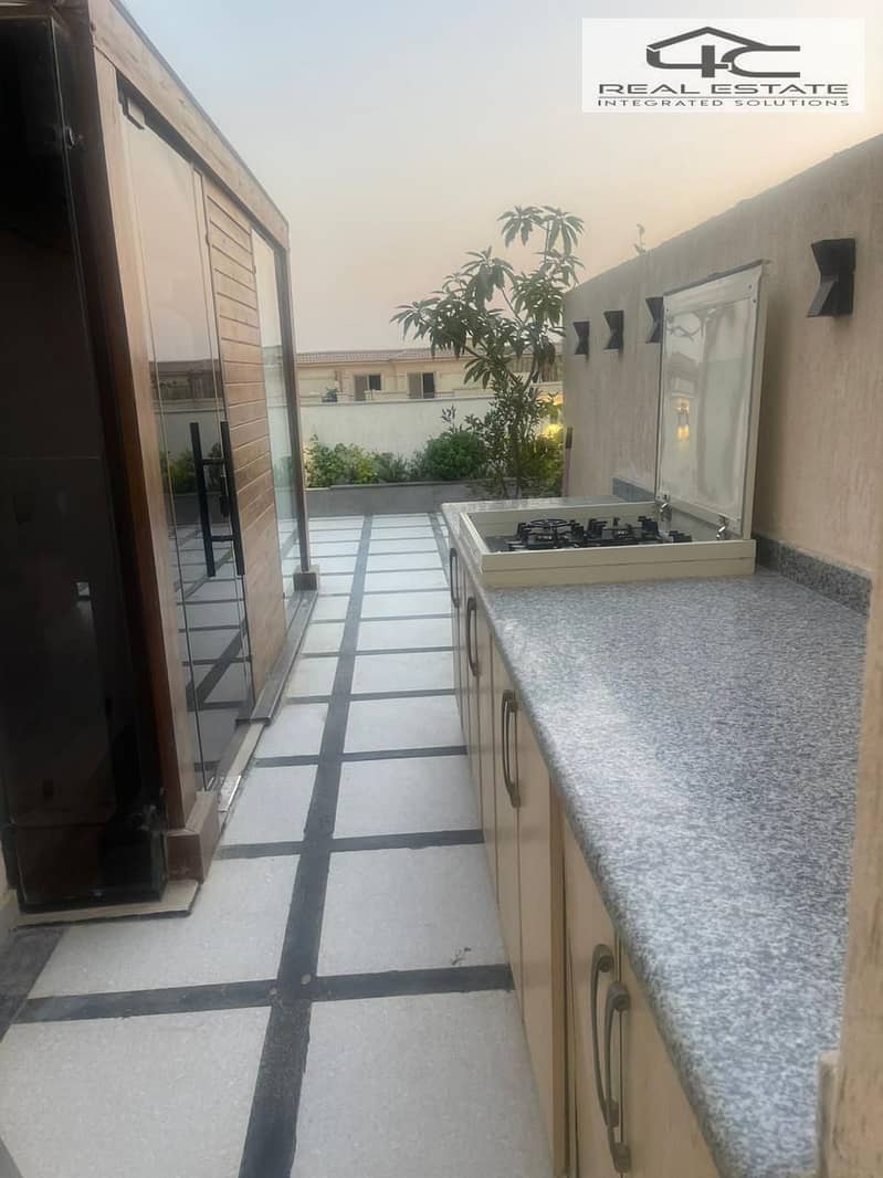 22 WhatsApp Image 2025-12-16 at 16.55. 16 (1). jpeg