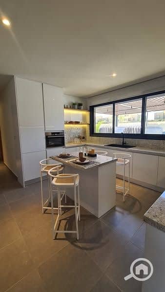 8 534819183_612381171941089_7716194225486660920_n. jpg