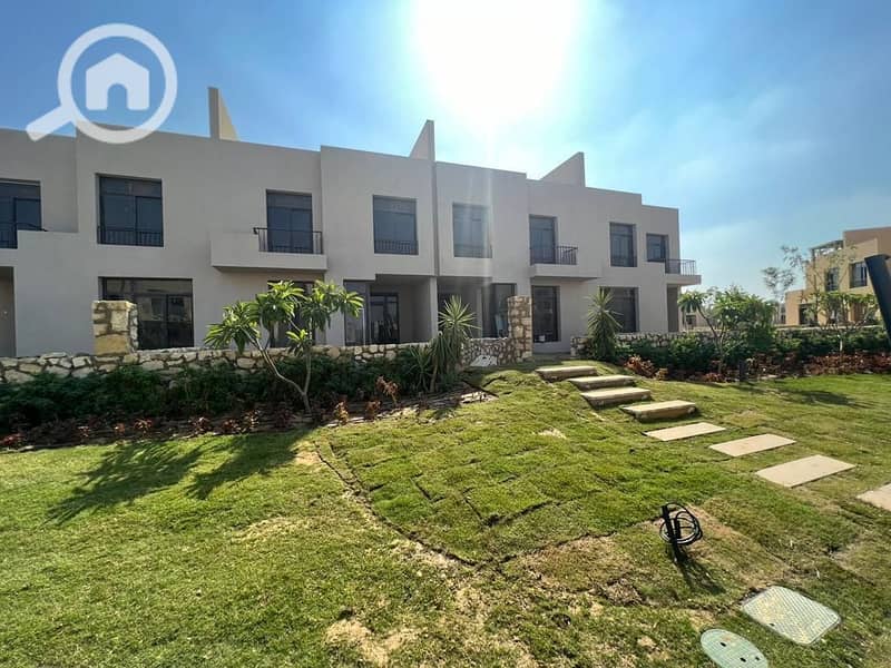 4 b456a550-dbc6-4646-88e5-93401eb22147. jpeg