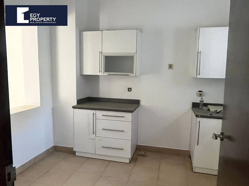 6 b328c498-0458-42b0-bbab-71ca786932ec. jpg