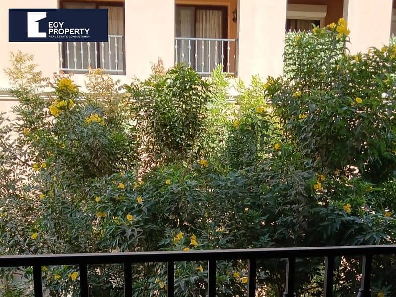 10 76be94cd-1d71-4cb2-9f5c-6a094697db7f. jpg