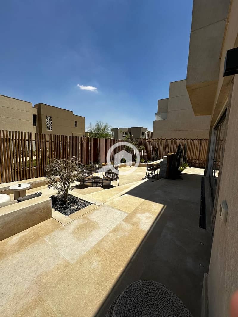 24 WhatsApp Image 2024-10-28 at 3.43. 48 PM (4). jpeg