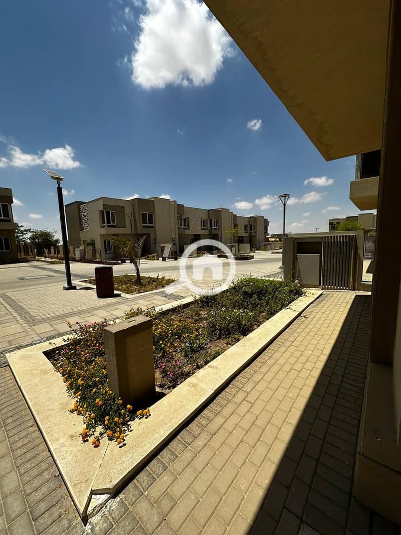 27 WhatsApp Image 2024-10-28 at 3.43. 48 PM. jpeg