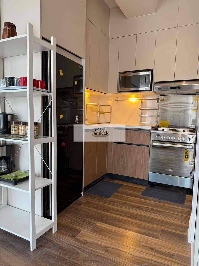 3 848f26fe-dd32-4fb5-b908-890a048e58bb. jpg