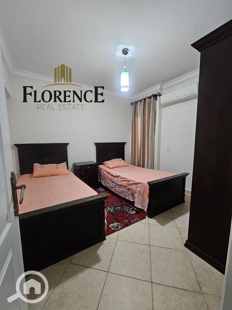 3 cf72c1bd-3f3a-43ad-a9ea-478f7c439867. jpg