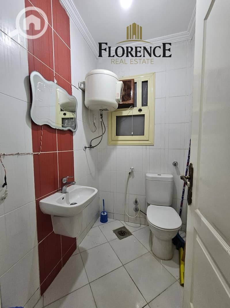 7 6ad2f030-7aee-4061-91b7-1a55192679cf. jpg