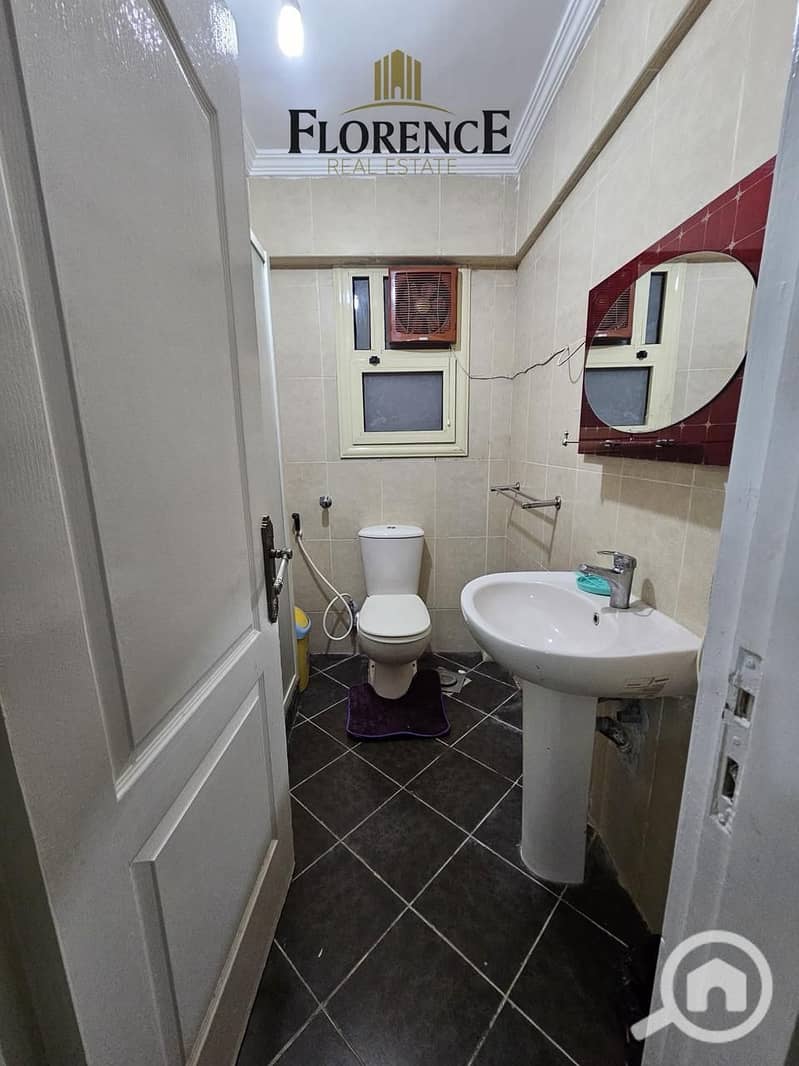 9 564dafd2-c80d-4d8a-b5e8-90c89e0bbe37. jpg