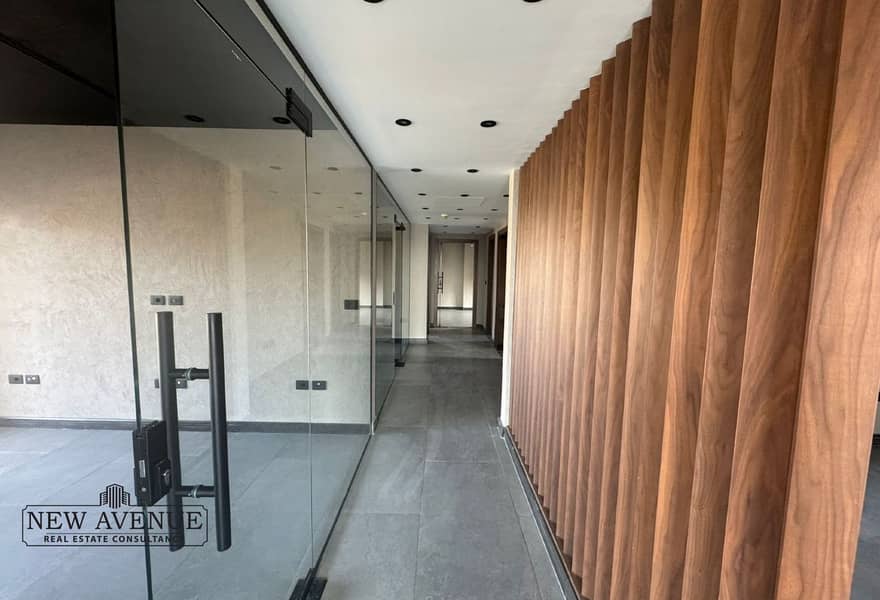 5 475b0e89-ace9-4c6c-a80f-2a7dadeb178a. jpg