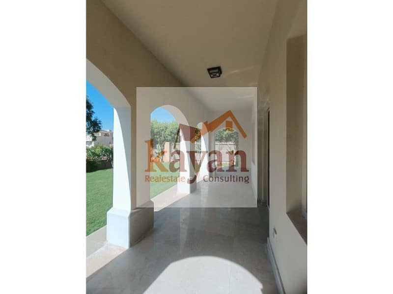 20 e02cb5f3-f4b0-49ae-a117-57e7dde3eba7. jfif. jpg