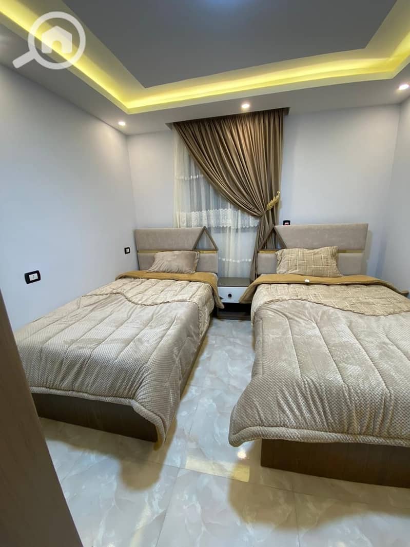 12 55ac50fc-2837-4daf-ab7b-8be01843c52d. jpg