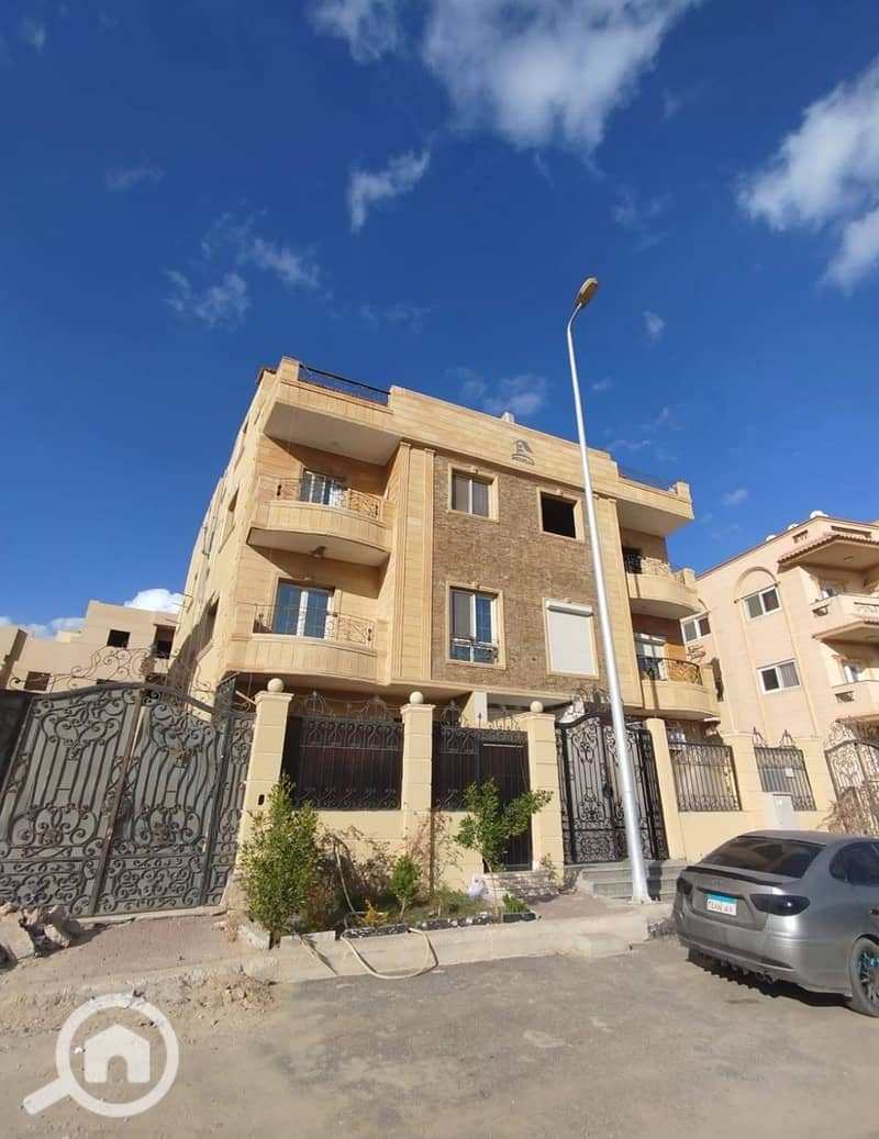 2 3d227cbb-ac76-4435-9377-b181112c92bf. jpg