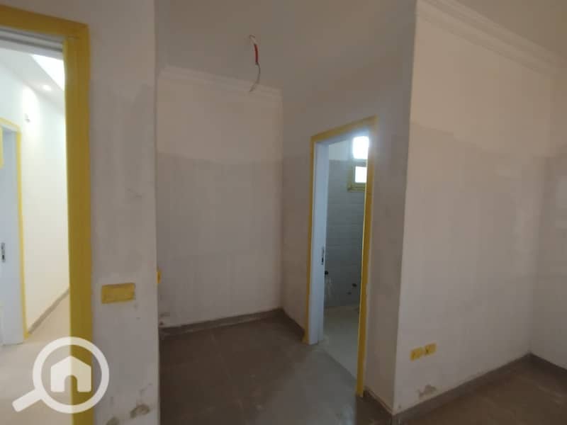 12 8306aeb5-69f3-4c28-97be-2041249646a3. jpg