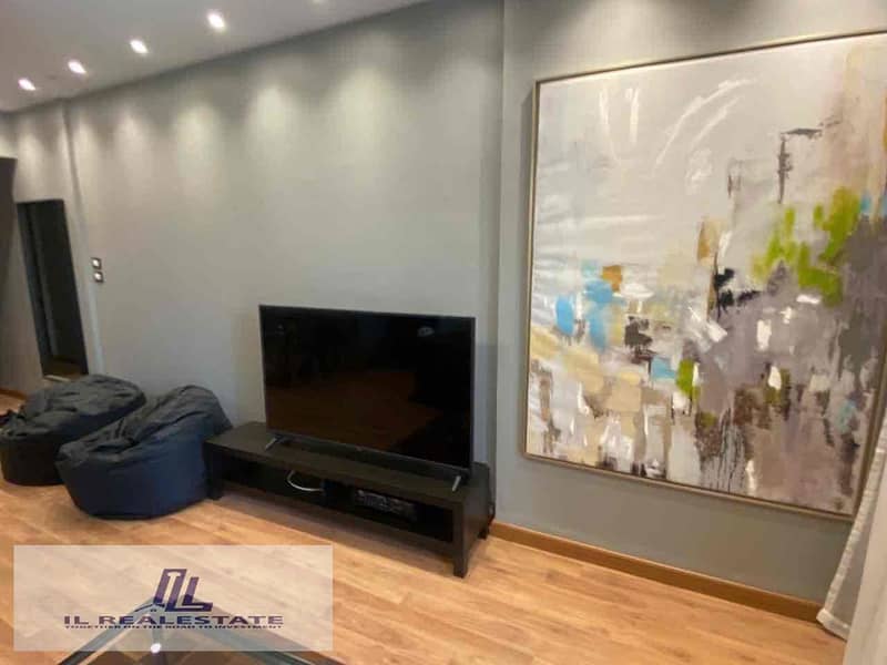 2 4cb7d22c-2004-472f-80fd-e5ae1f99e6af. jpg