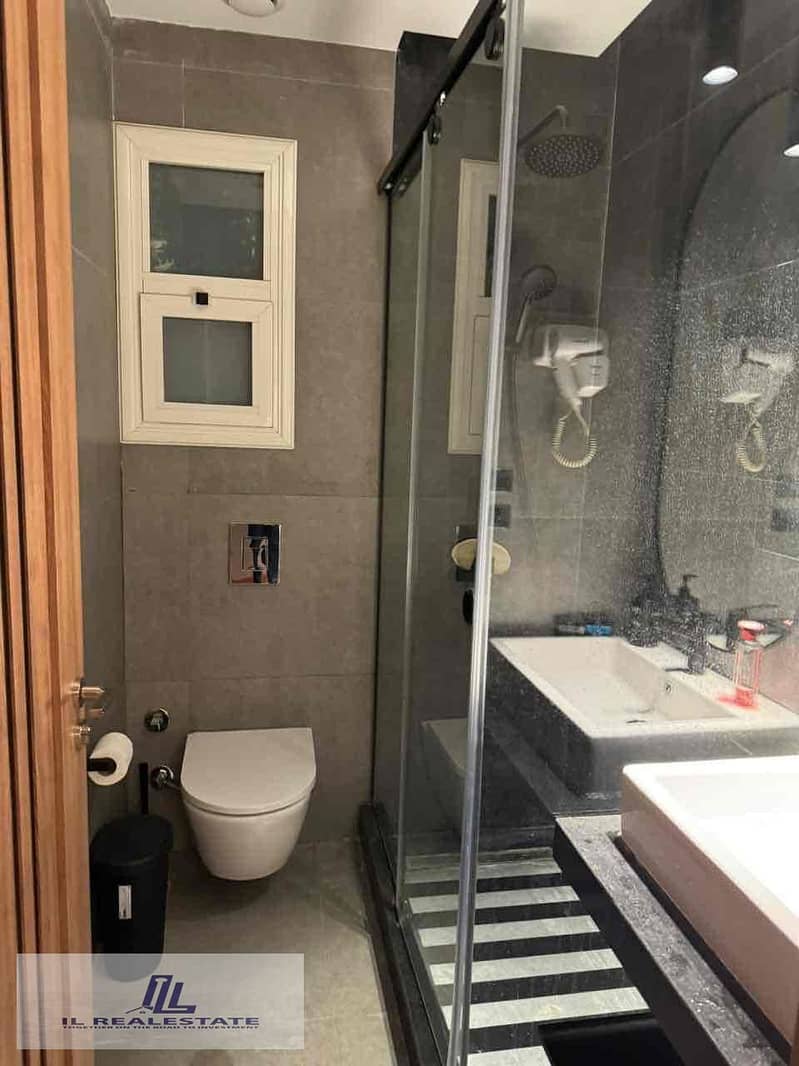 7 785b87ff-3603-4275-97fd-7b1979d14dfa. jpg