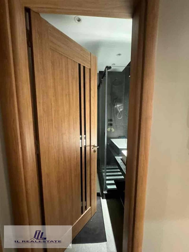 11 1b92509b-097f-4a0a-889a-53a2e6b48800. jpg