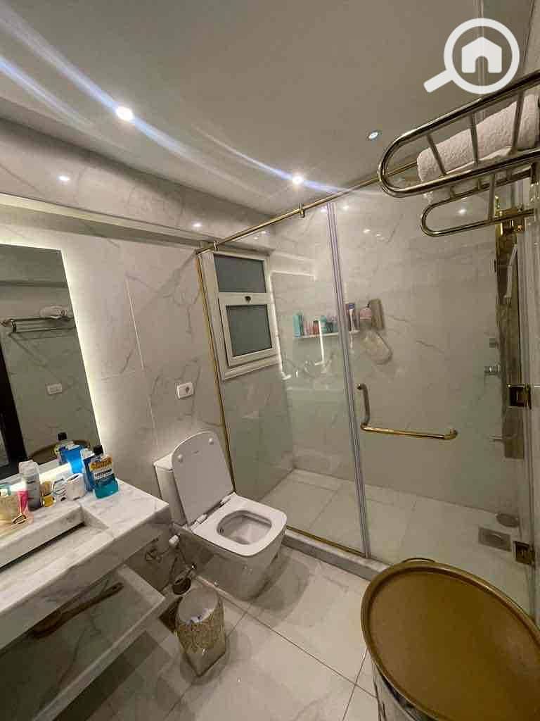 12 3a5728d3-4db7-4628-8522-139f6f8d8040. jpg