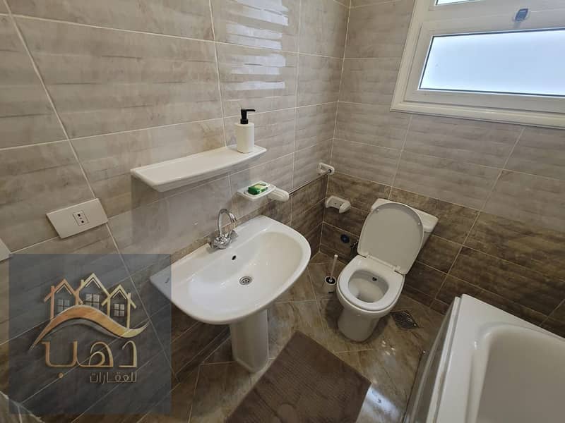 11 4d58d51b-6aae-4a83-b994-91f77a3d242f. jpg