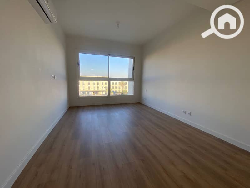 3 WhatsApp Image 2025-12-14 at 1.09. 43 PM (3). jpeg