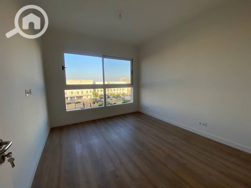 4 WhatsApp Image 2025-12-14 at 1.09. 43 PM. jpeg