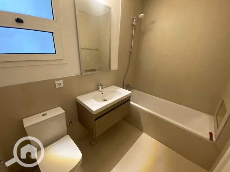 5 WhatsApp Image 2025-12-14 at 1.09. 44 PM (1). jpeg