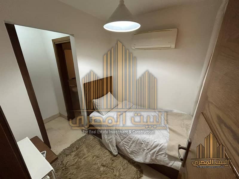 23 U571874 (44). jpg