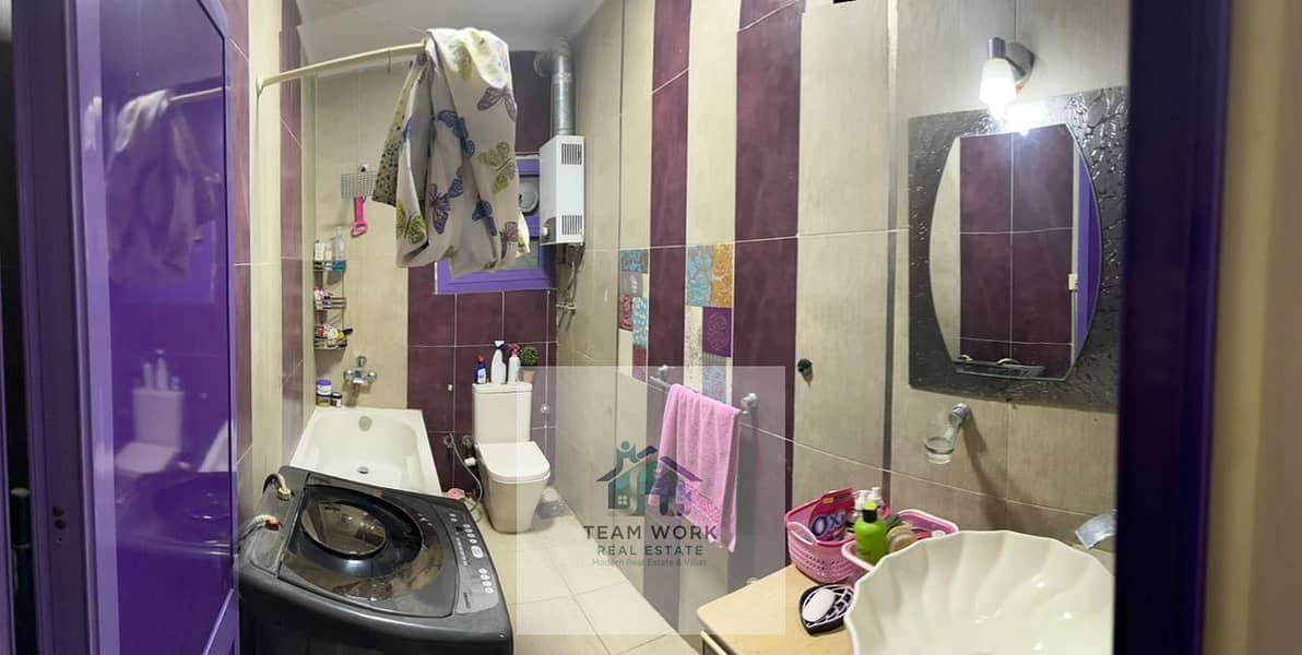 8 33e5c59c-c855-4a67-9551-ffe86a067d7e. jpg