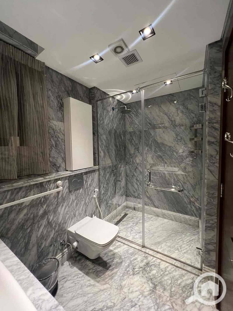 18 ab2ee736-a209-47c7-8e39-28225bc0504a. jpg