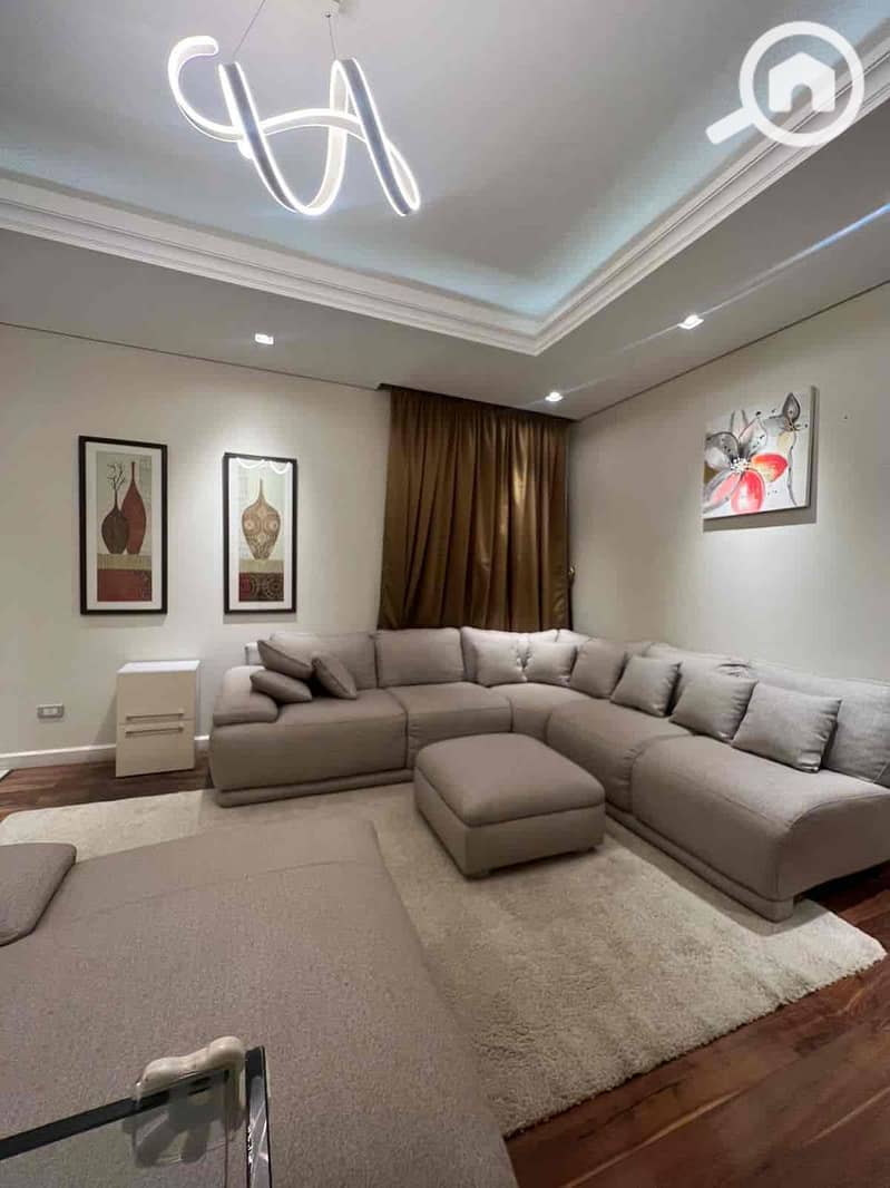 2 25faa4b4-f725-4113-9ab9-08841bfaa5dc. jpg