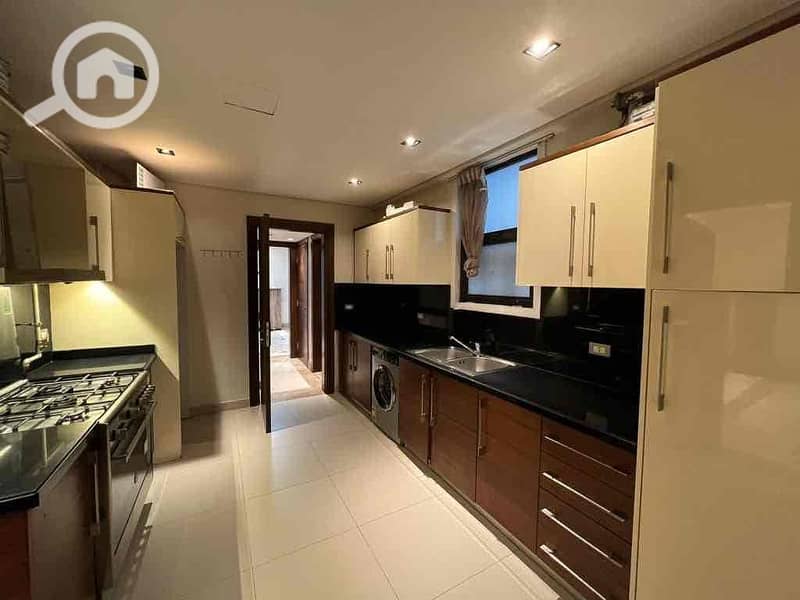 28 eb860f17-0ce6-4add-b3c4-03fd6388f458. jpg