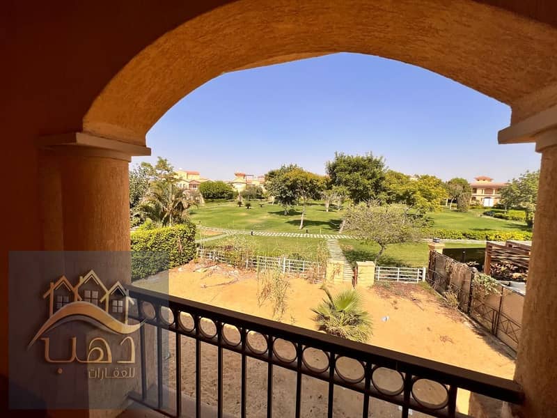 10 4b19eb2f-2f94-4e3f-946c-e6d94932b94e. jpg