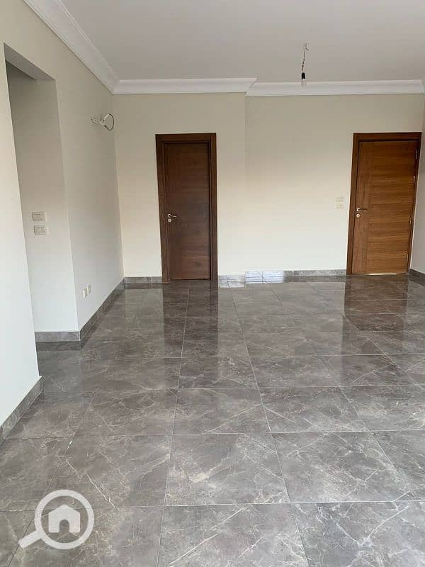 8 WhatsApp Image 2025-12-16 at 11.41. 09_a2959b5a. jpg