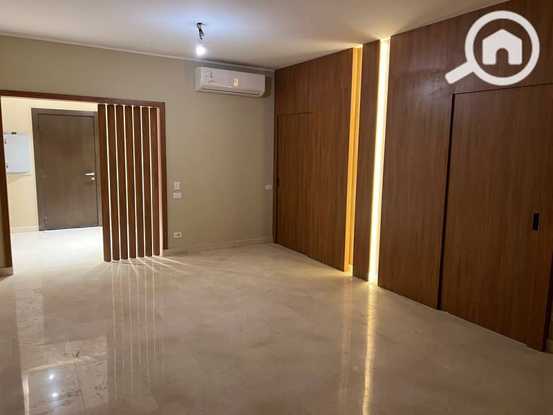 10 WhatsApp Image 2025-12-15 at 2.36. 40 PM. jpeg