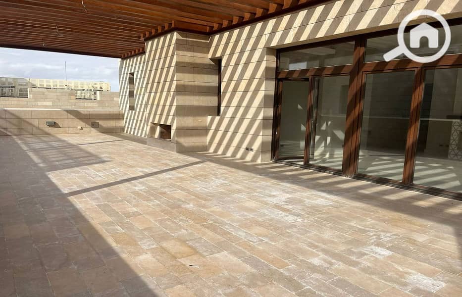 8 WhatsApp Image 2024-06-27 at 6.46. 01 AM (2)_1400x900. jpg