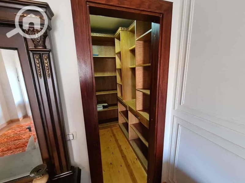 4 b0a09eb2-1183-48cf-be50-c7a16a9750b1. jpg