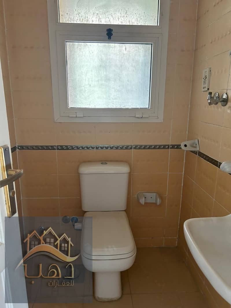 6 WhatsApp Image 2025-12-08 at 7.28. 33 PM (2). jpeg