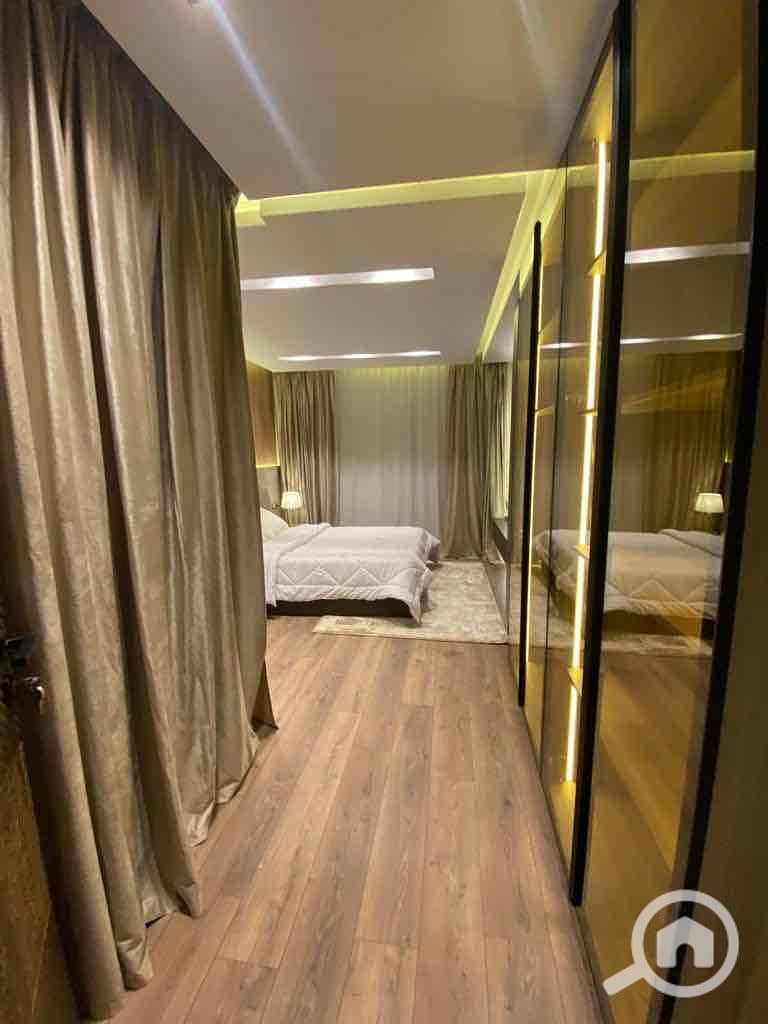 10 d08e568d-a016-4d4e-9b18-f3ecdd7ef989. jpg