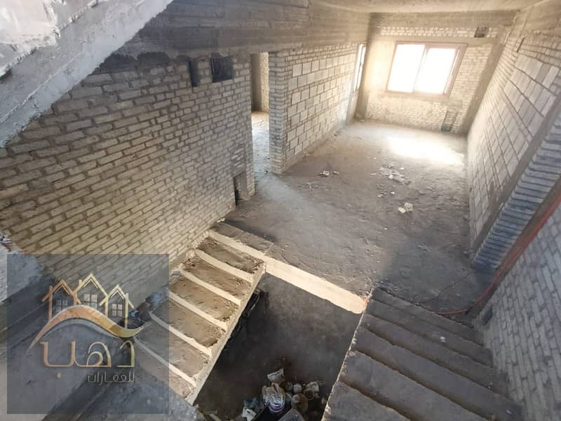 13 fb153c7b-9769-4b07-9a8c-4aaf345a7055. jpg