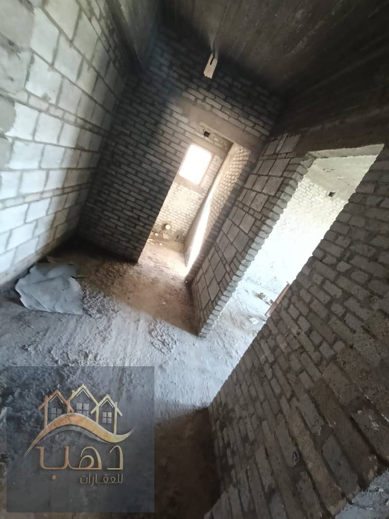 17 d32673e2-5d0c-4769-a57f-0182ce85dc4b. jpg