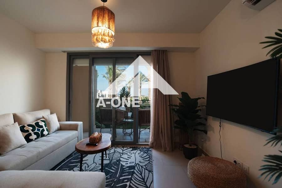 8 d0ef81ca-8852-4d01-bbf2-aaccacc6e51f. jpg