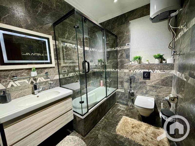 22 81d480e1-9d9e-476b-b662-0caef4a0712b. jpg