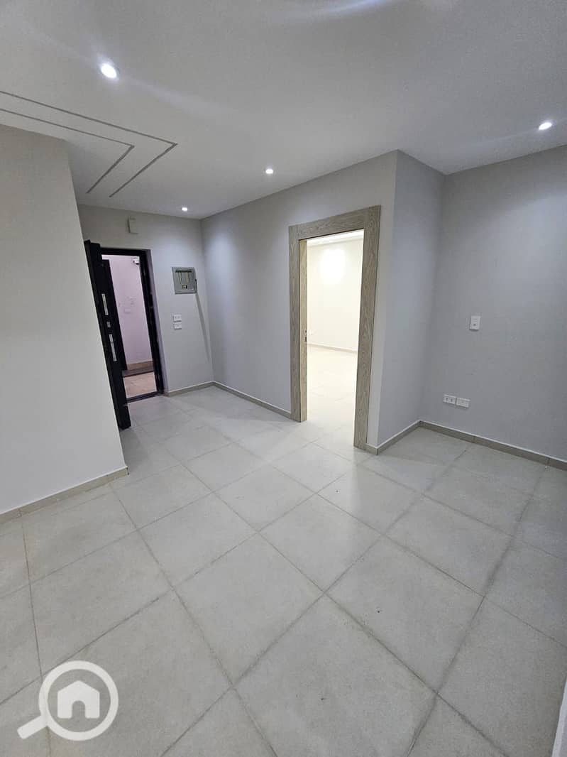 5 WhatsApp Image 2025-12-16 at 12.11. 16 PM (1). jpeg