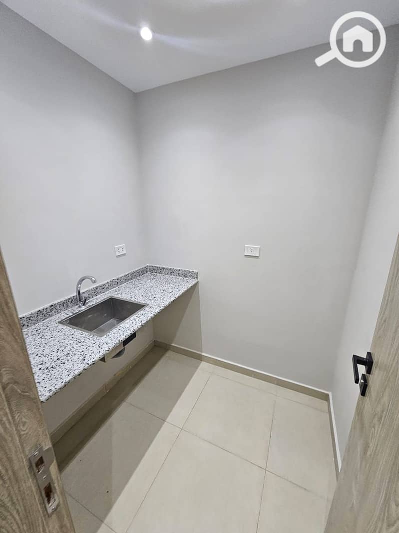 8 WhatsApp Image 2025-12-16 at 12.11. 14 PM (1). jpeg