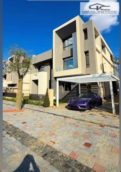 6 Bedroom Villa for Sale in New Cairo, Cairo - WhatsApp Image 2025-12-03 at 2.59. 57 PM (1). jpeg 6 Bedroom Villa for Sale in New Cairo, Cairo - WhatsApp Image 2025-12-03 at 2.59. 57 PM (1). jpeg