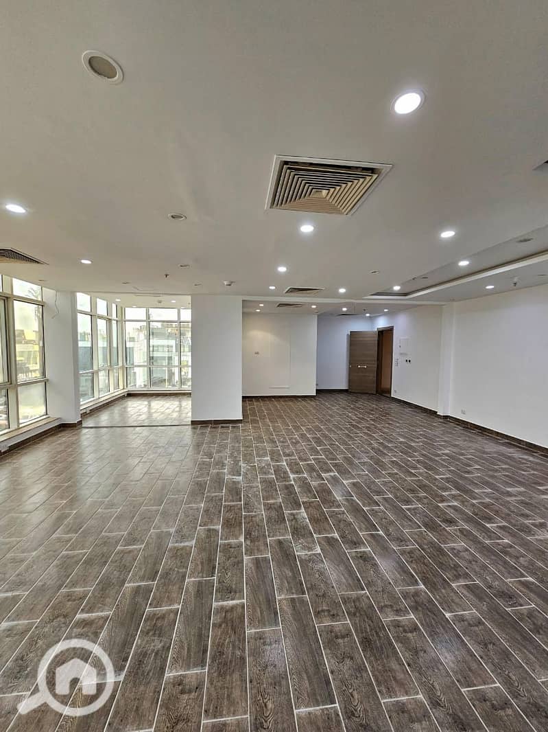 7 WhatsApp Image 2025-12-16 at 5.09. 07 PM (1). jpeg