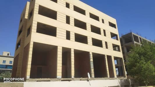 Retail for Sale in Sheikh Zayed, Giza - فرصة ذهبية للاستثمار الناجح بالشيخ زايد