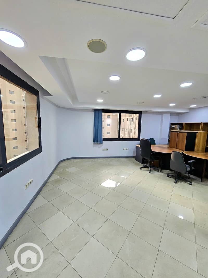 15 WhatsApp Image 2025-12-13 at 6.01. 21 PM. jpeg