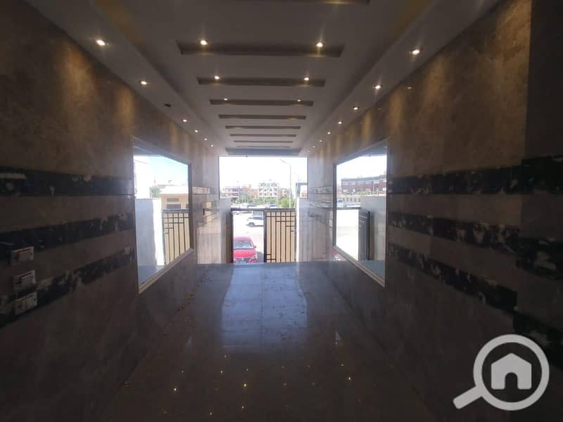 12 fa6c5945-ac29-4751-8e99-67d377ee63e3. jpg