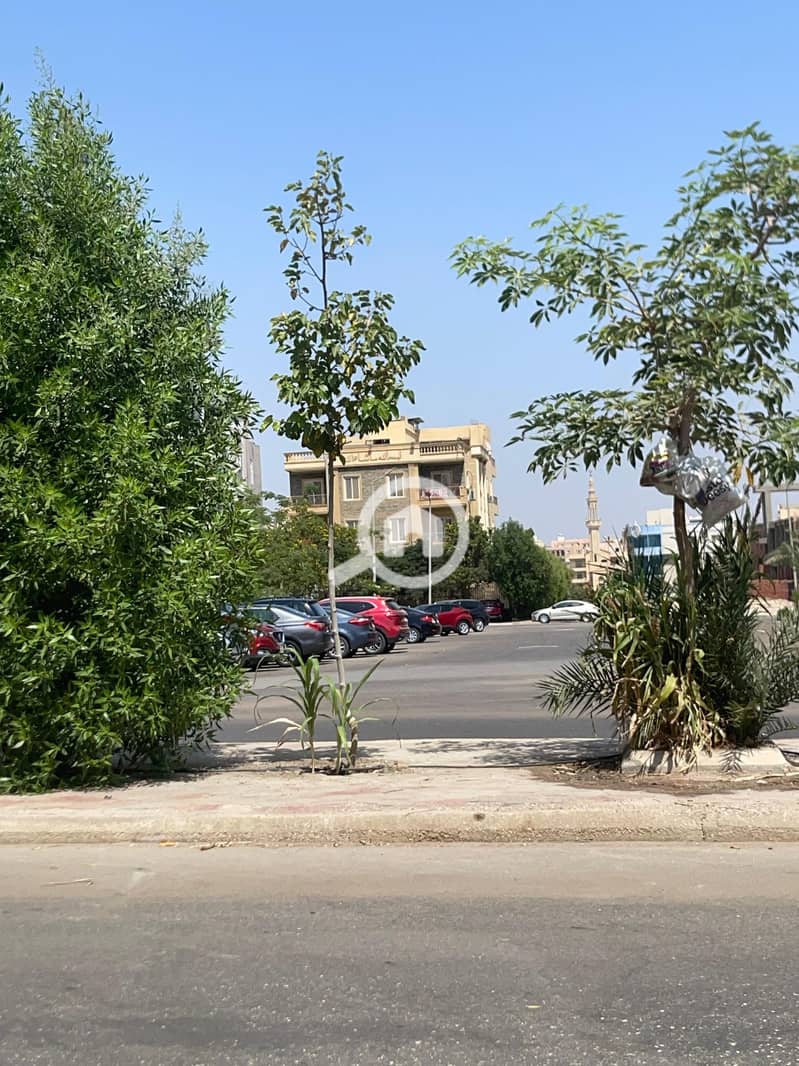 13 7bd2c89f-7ee7-4c57-adb6-e26570d48b1f. jpg