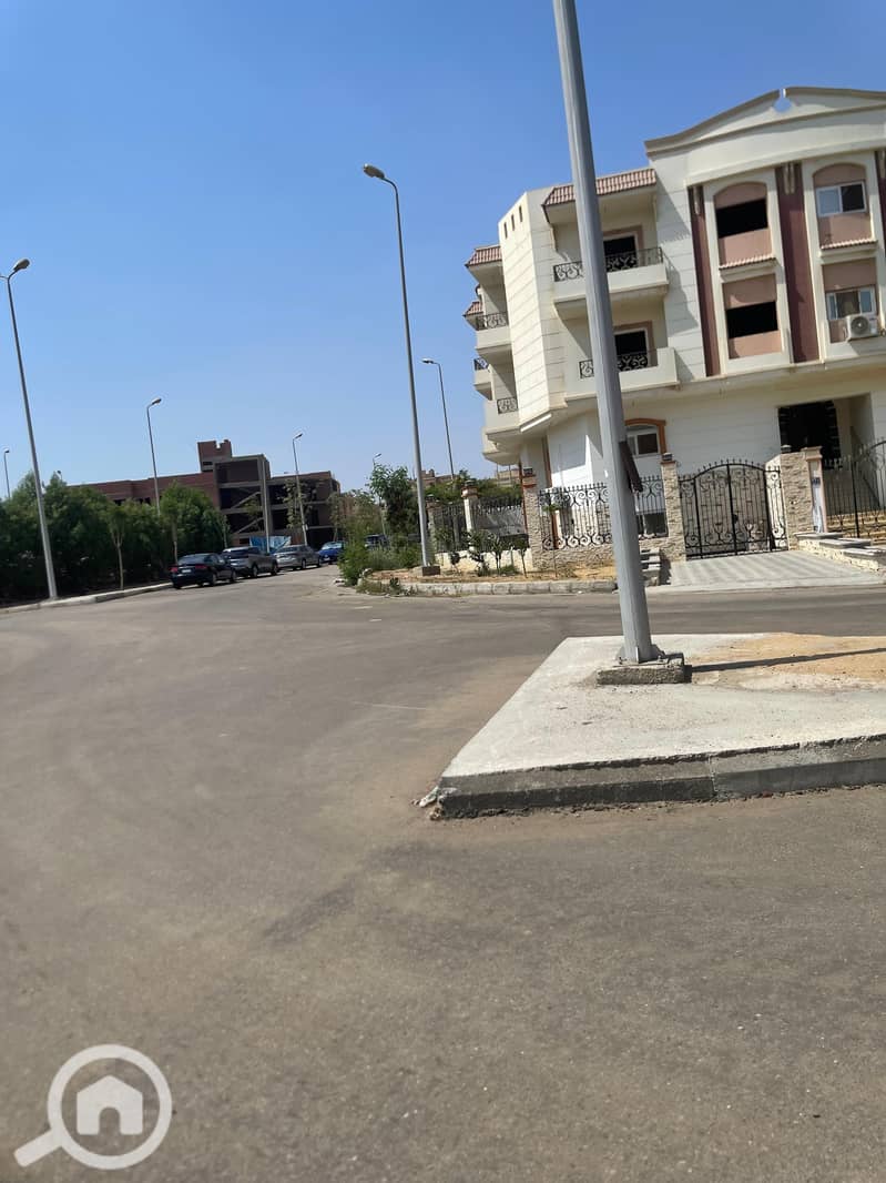 15 60c55b76-437e-43f5-bc68-4610e2130901. jpg