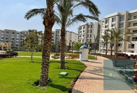 3 Bedroom Flat for Sale in New Cairo, Cairo - Captdddure. JPG 3 Bedroom Flat for Sale in New Cairo, Cairo - Captdddure. JPG